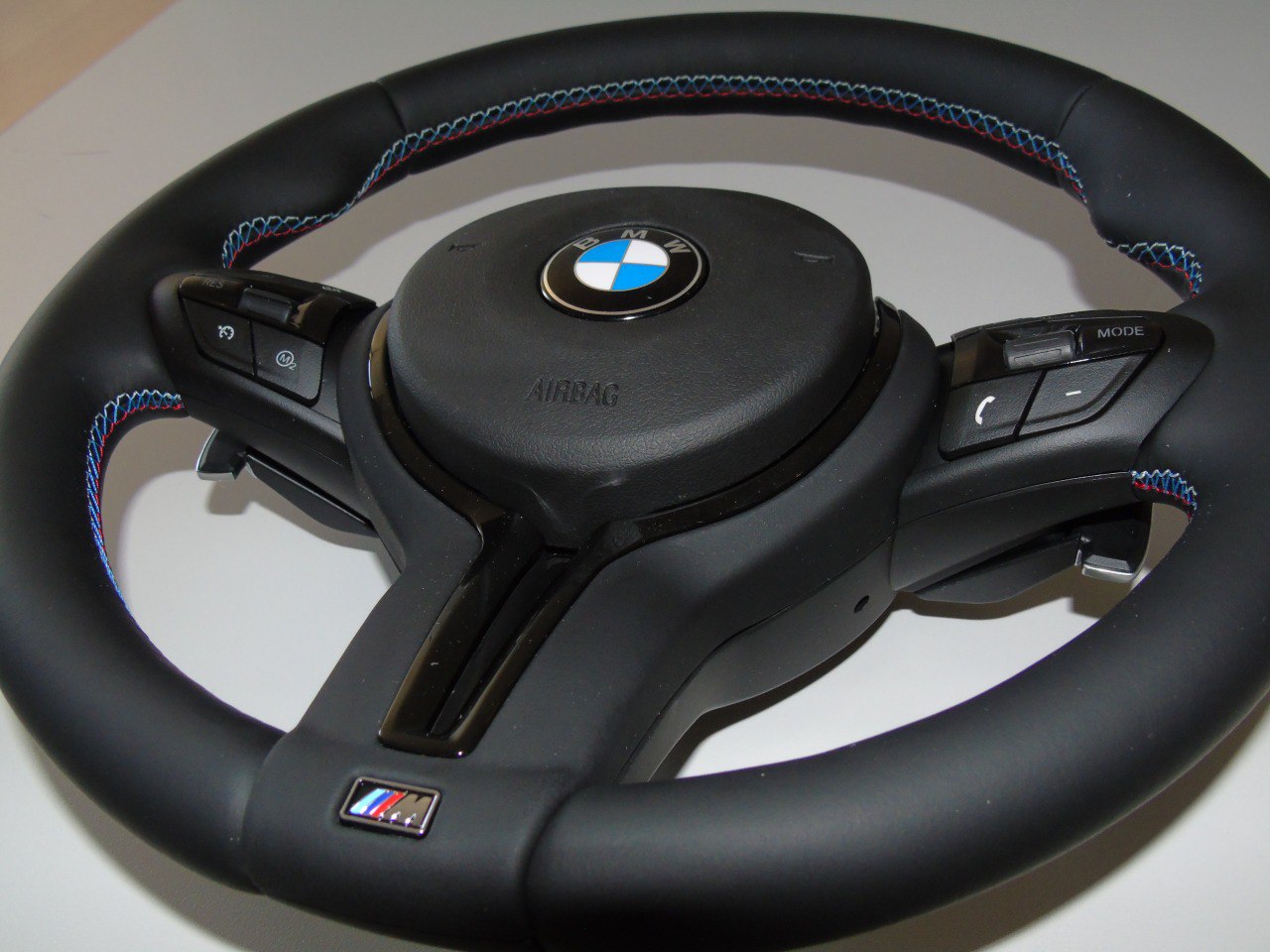 M-stuurwiel met airbag – Black Edition, nappaleer